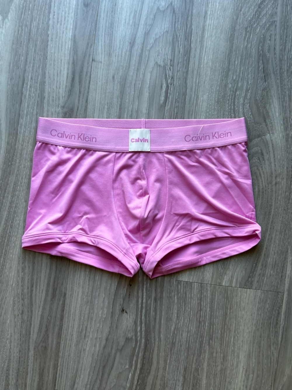 Calvin Klein | Icon Logo Microfiber Stretch Low Rise Trunk in Pink (Small) - Picture 3 of 14